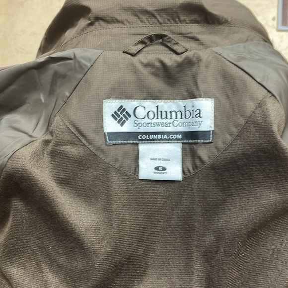 Columbia woman’s coat - Picture 16 of 16